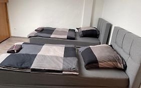 Monteurwohnung Apartment Mit Stellplatz